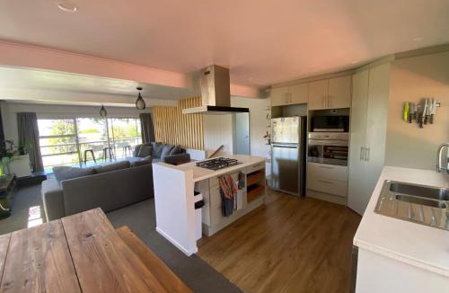Patons Rock House | The Rock House, Patons Rock