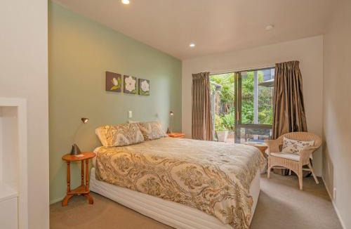 Tairua Bed & Breakfast | The Harbour View Tairua