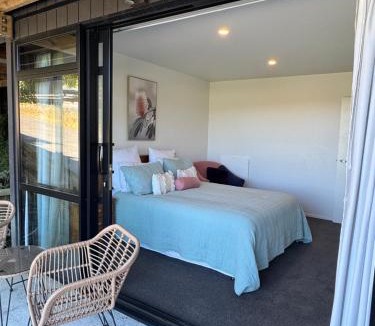 Waikawa Bay Bed & Breakfast | Moana BnB, Picton