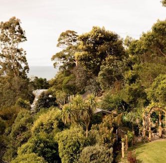 Christchurch House | The Loft - Hot Tub, Views & Nature Escape