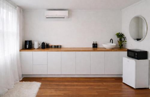 New Plymouth Apartment | Blagdon Close Guesthouse
