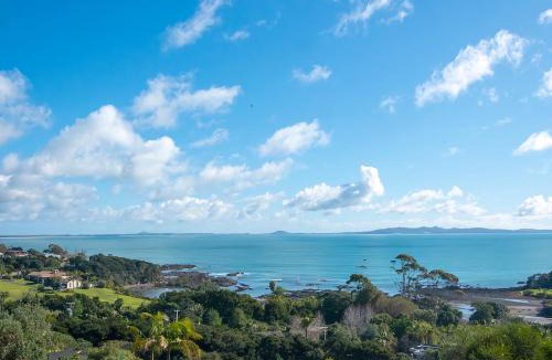 Cable Bay House | Luxurious House with Panoramic Seaview Spa Jacuzzi