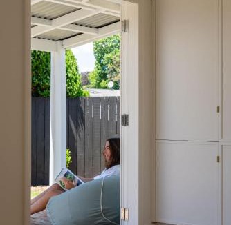 Cambridge House | Little Vogel - By Superior Stays