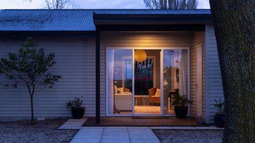 Willowby Bed & Breakfast | Revive On Oakview Boutique Accommodation