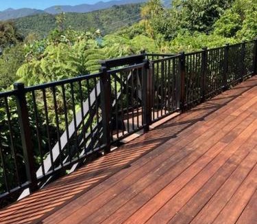 Saint Omer House | Kenepuru view - private getaway in the Sounds