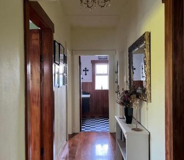 New Plymouth Villa | Charming 1930's Character Cottage