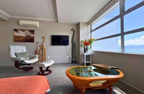 Picton Apartment | Waterfront Retreat on the foreshore of Queen Charlotte Sound