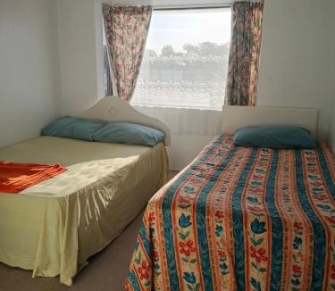 Papamoa Beach House | Budget accommodations 2