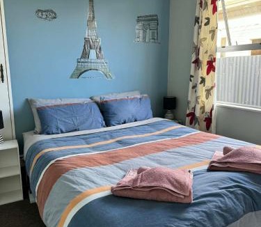 Dunedin House | Shared North East Valley apartment
