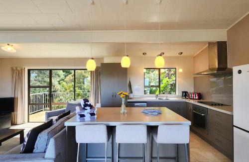 Hahei House | Cathedral Cove Retreat