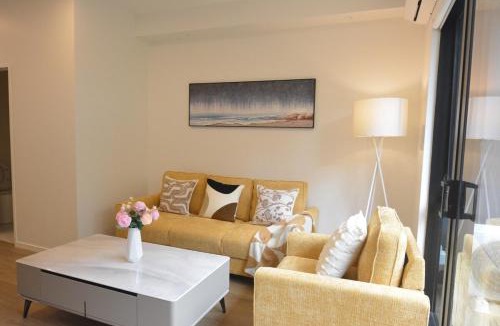 Glen Eden Villa | New Secure 3BR Townhouse & Gated & Parking & CCTV