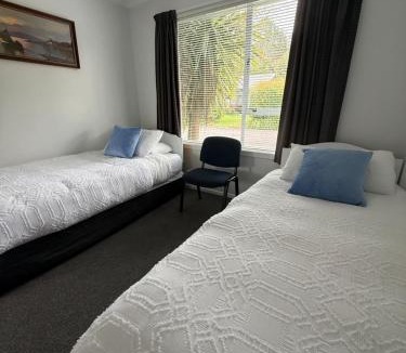 Rewa Bed & Breakfast | Inglewood shared Home BNB