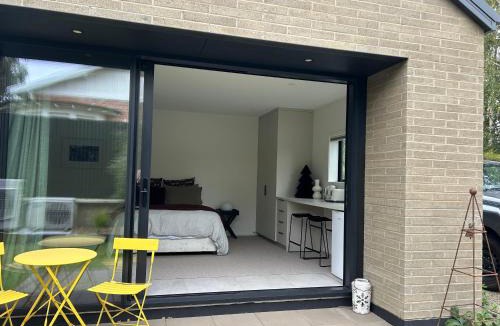 Clyde Apartment | Charlie Browns Clyde Studio