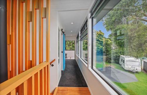 Cooks Beach House | Hosts on the Coast Beach Access Retreat -Cooks Beach