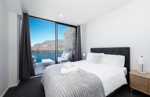 Fernhill Villa | The Alpine Lakeview Luxe Retreat VI by Peakhost