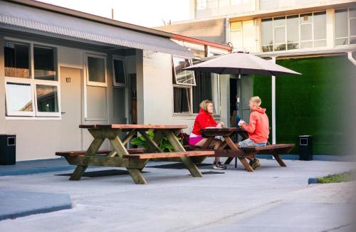 Rotorua Hostel | FlyingPig Backpacker Rotorua