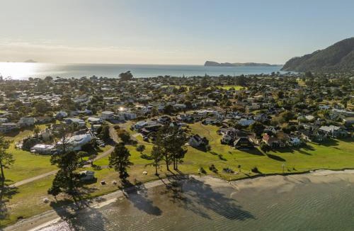 Pauanui House | Golden Horizon - Pauanui Holiday Home