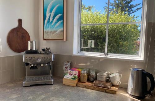 Tairua House | Tairua Tides - Relaxed Coastal Retreat