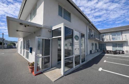Petone Hotel | BKs Premier Motel Esplanade