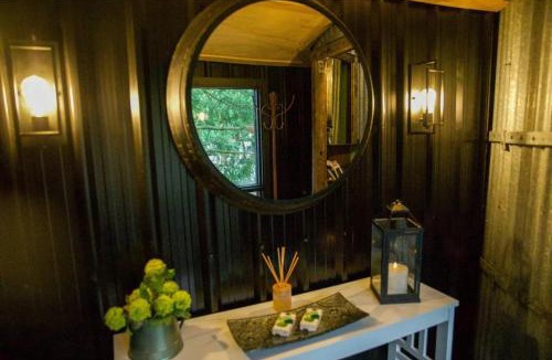 Twizel House | Hut on The Grove