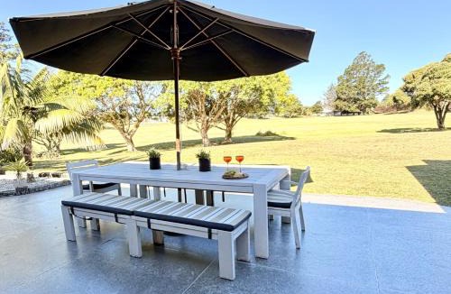 Pauanui House | Hosts on the Coast Pauanui Parkside Retreat