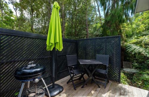Waitahanui House | Bellbird Cottage - Lake Taupo Bach