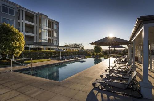 Hilltop Hotel | Hilton Lake Taupo