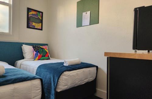 Carterton Hostel | Urban Lounge Sleepery Carterton