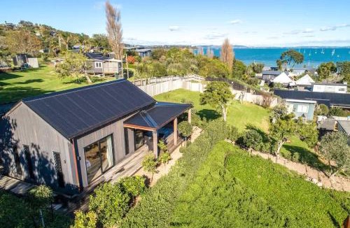 Blackpool House | Moa 30 Runga - Coast & Country