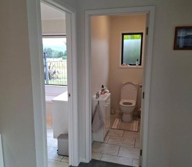 Kinloch House | Shakan BnB Lifestyle block relaxation in Kinloch