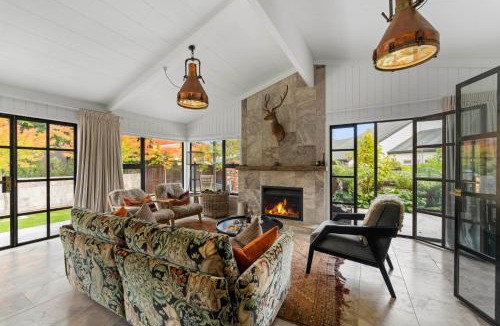 Kinloch House | The One - Luxury Kinloch Home