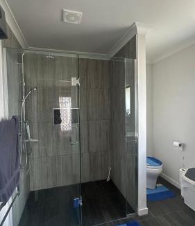 Hornby House | Modern Group Retreat - Minutes from Christchurch City Centre