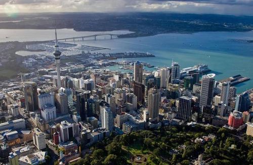 Auckland Central Business District Apartment | Location, Location, Loctation, AK CBD Harbour edge