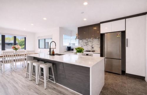 Orakei House | Orakei 5BR Retreat Near Mission Bay and CBD
