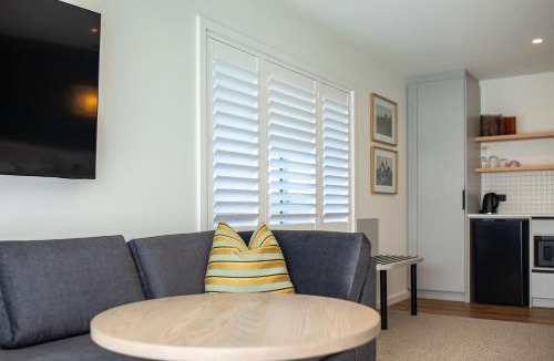 Timaru Central Hotel | The Sea Breeze