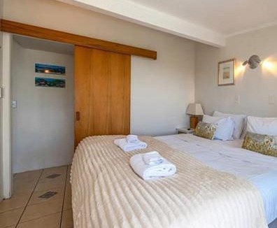 Palm Beach Ski Chalet | Hot Tub Seaview Chalet 12
