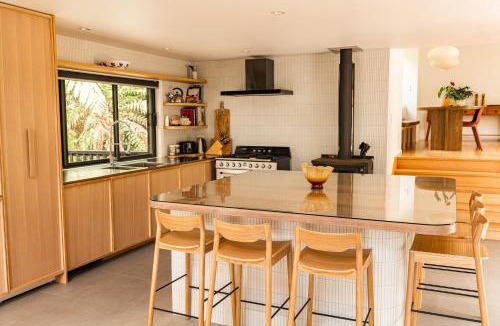Matakana House | Matakana Retreat - Luxury Off Grid Lodge in Nature