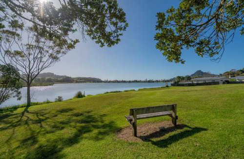 Tairua House | Kingfisher Lodge Waterfront Retreat