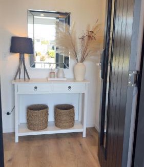 Lincoln Apartment | Family & Business Stay, near Lincoln University