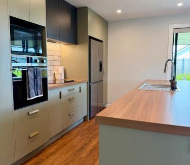 Wharewaka House | Premium Lake Taupo Home - Walk to Lake & Café