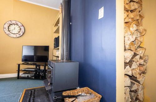 Rangataua House | Oroua Cottage - Rangataua Bach