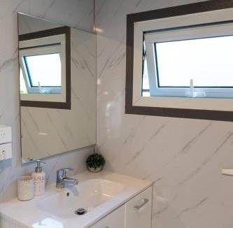 Papamoa Apartment | Brightside Pods Retreat