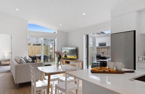 Papamoa Beach House | Perfect Papamoa Beach Bach