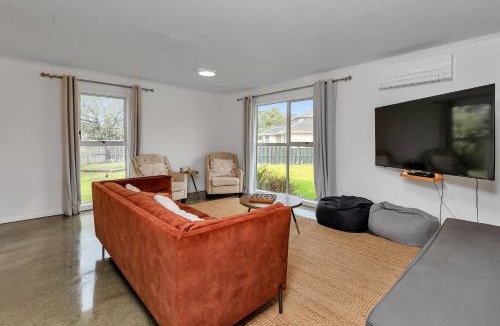 Ruakaka House | Ruakaka Coastal Reserve Retreat