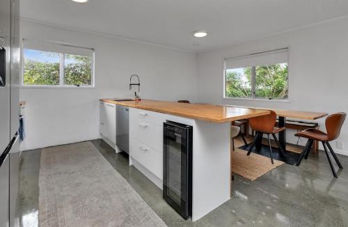 Ruakaka House | Ruakaka Coastal Reserve Retreat