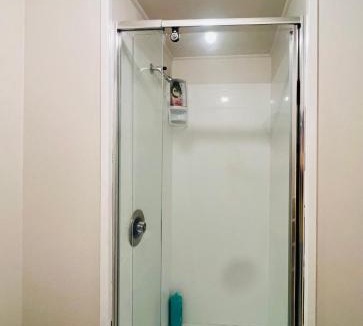 Johnsonville House | Sunny private room with private bathroom