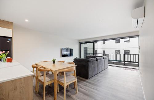 Christchurch City Centre Apartment | Newly Built 3 Bedroom Townhouse - Your Base to Explore the CBD