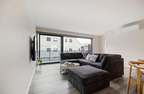 Christchurch City Centre Apartment | Newly Built 3 Bedroom Townhouse - Your Base to Explore the CBD