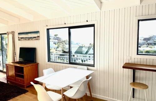 Russell Apartment | Sandy Beach Apartment