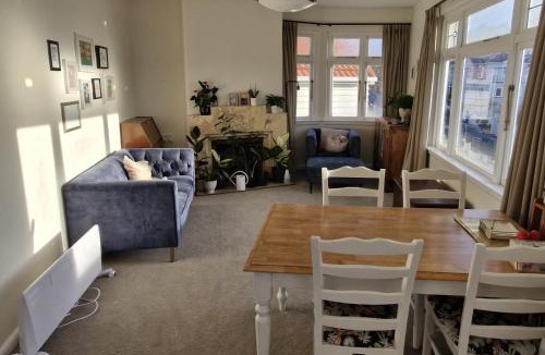 Wellington House | Best room near the stadium, train station, & parliament precinct